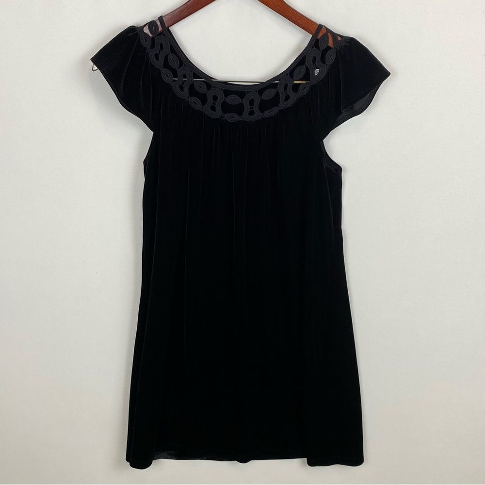 Frenchi‎ Scoop Neck Detailed Velvet Mini Dres